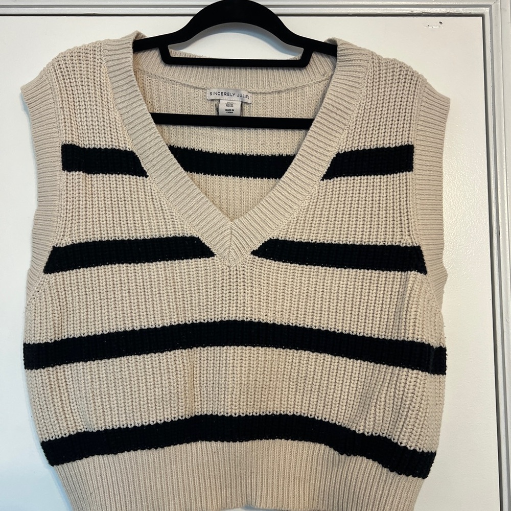Sincerely Jules V-Neck Cream and Black Sweater Vest
